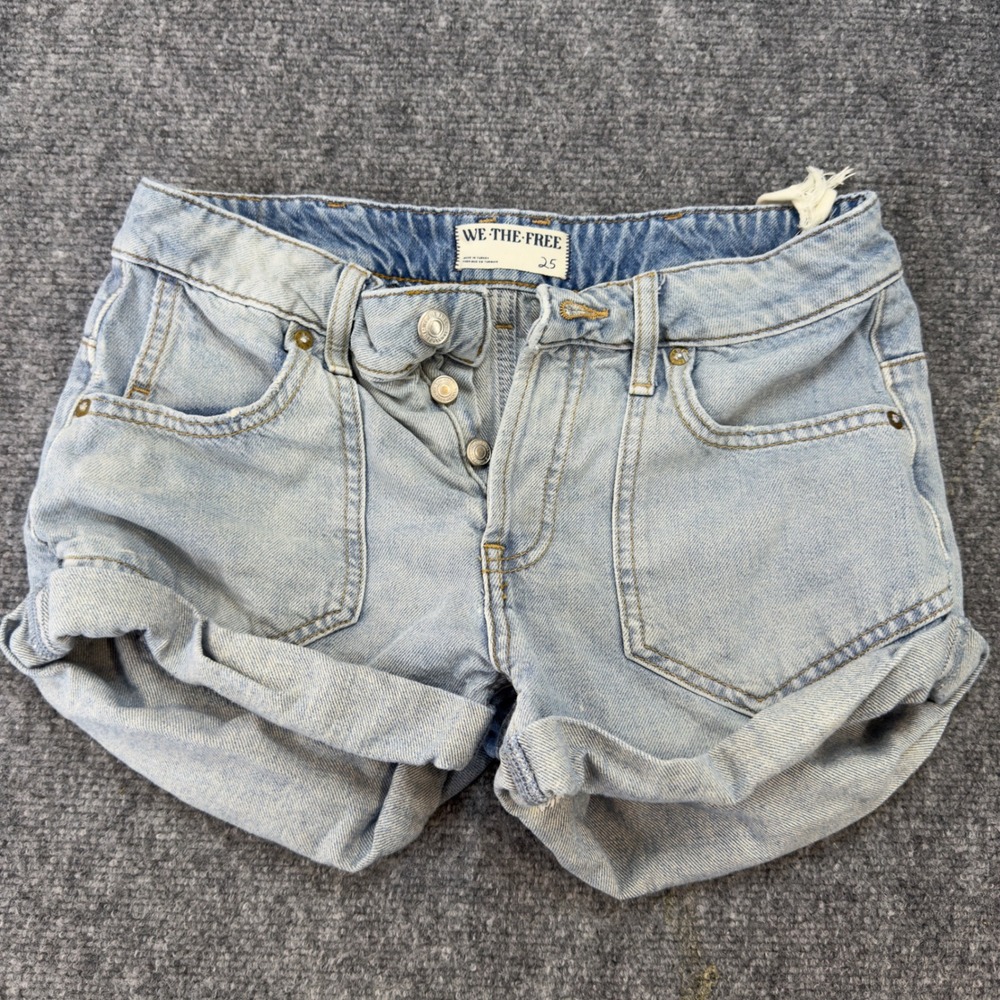 We The Free Free People Makai Cut Off Denim Shorts Light Wash Size 25